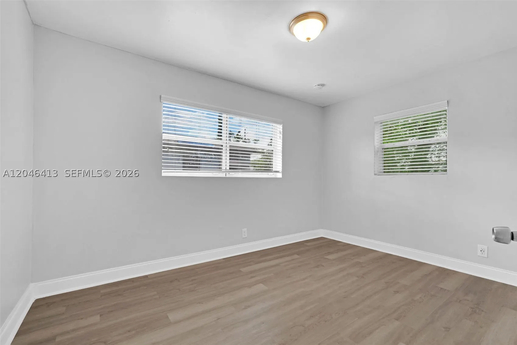 746 SW 4th St