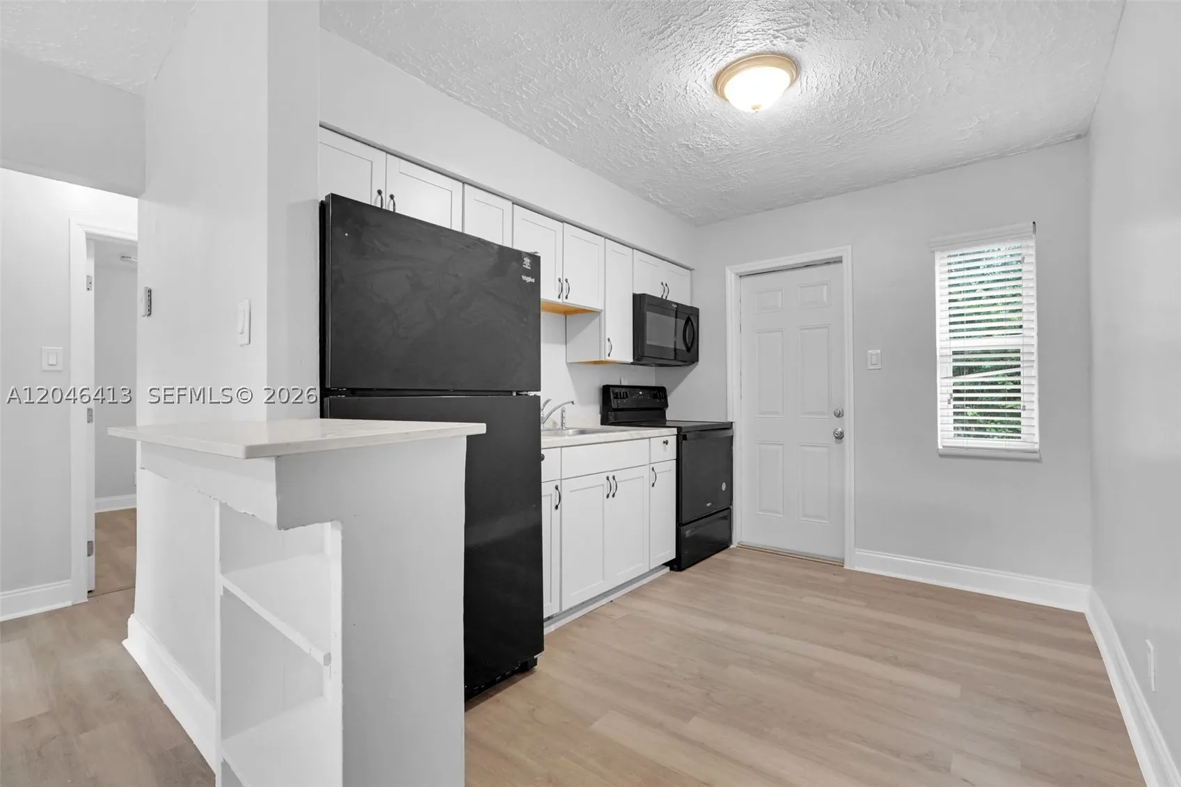 746 SW 4th St