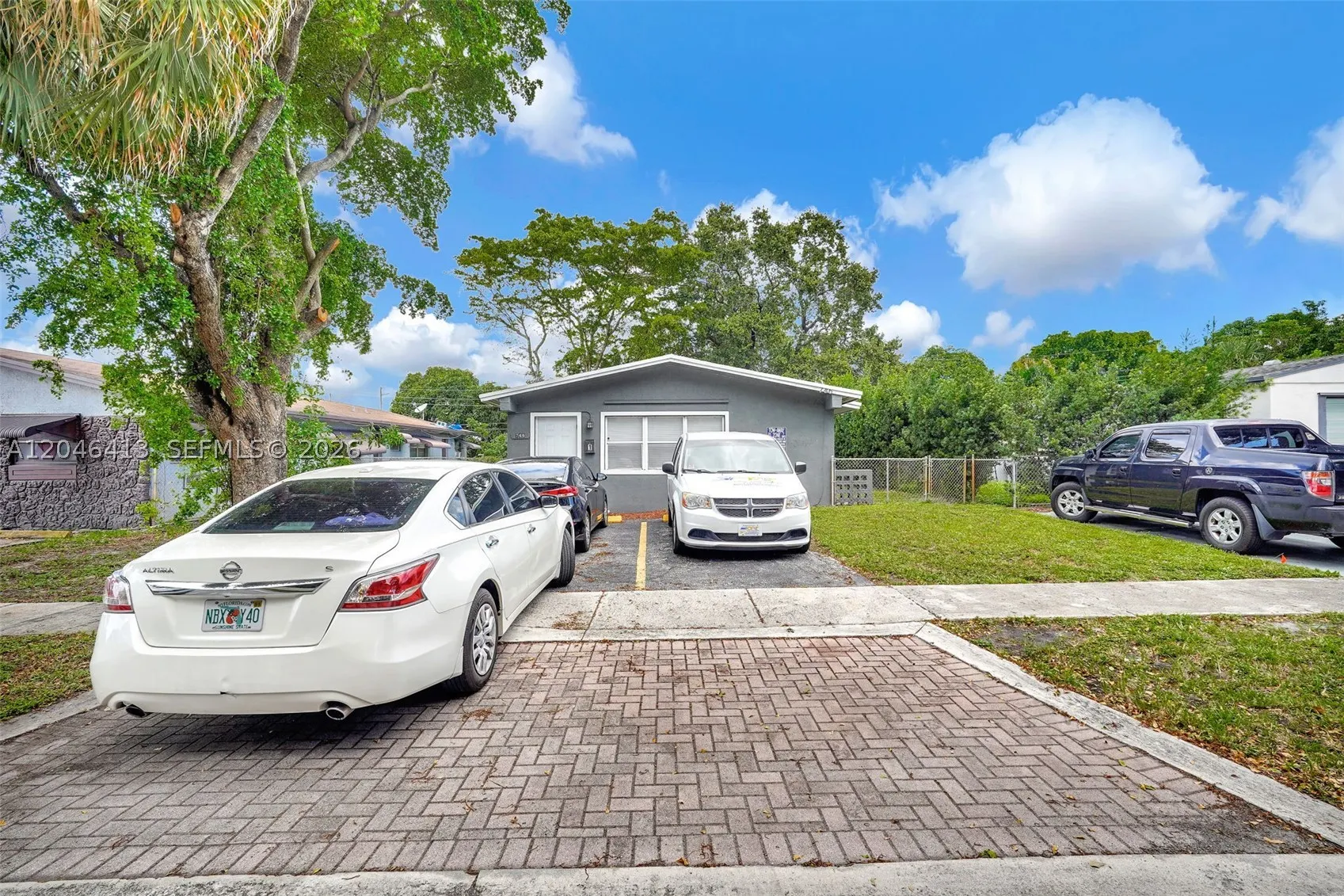 746 SW 4th St