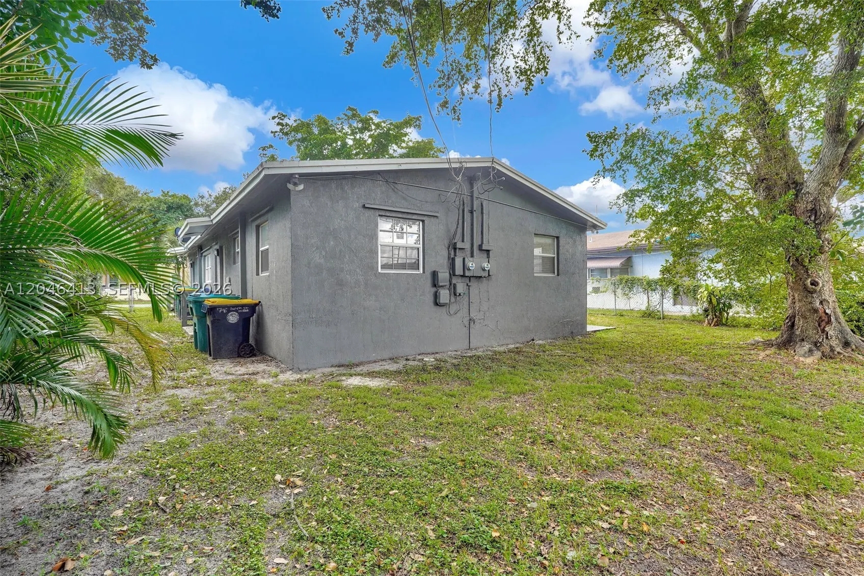 746 SW 4th St