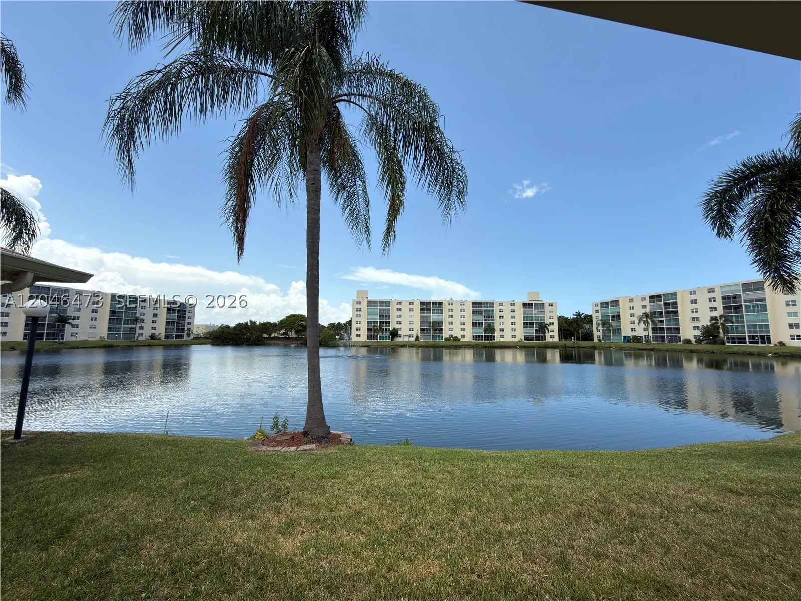 141 SE 3rd Ave #106