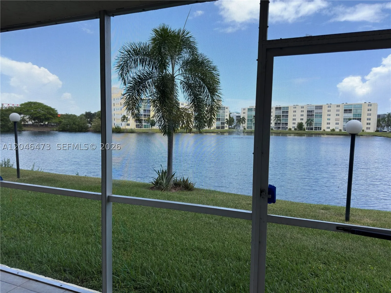 141 SE 3rd Ave #106