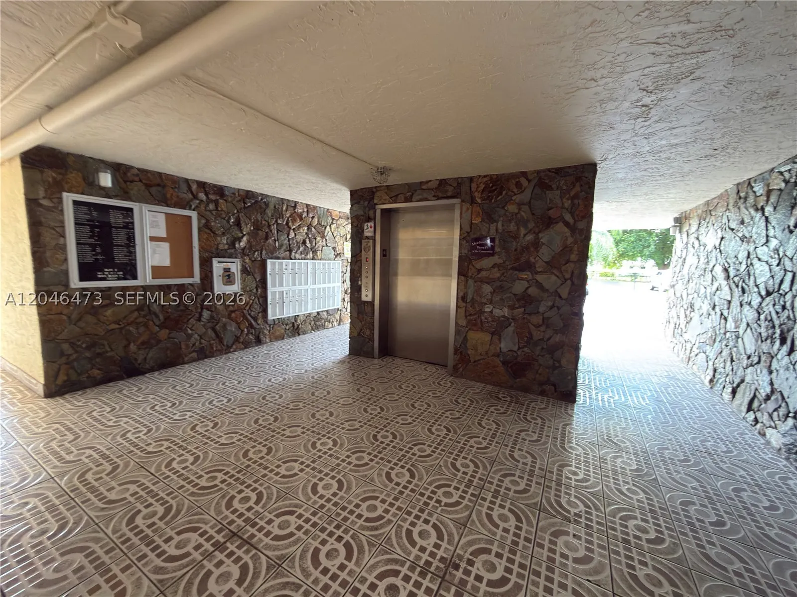 141 SE 3rd Ave #106