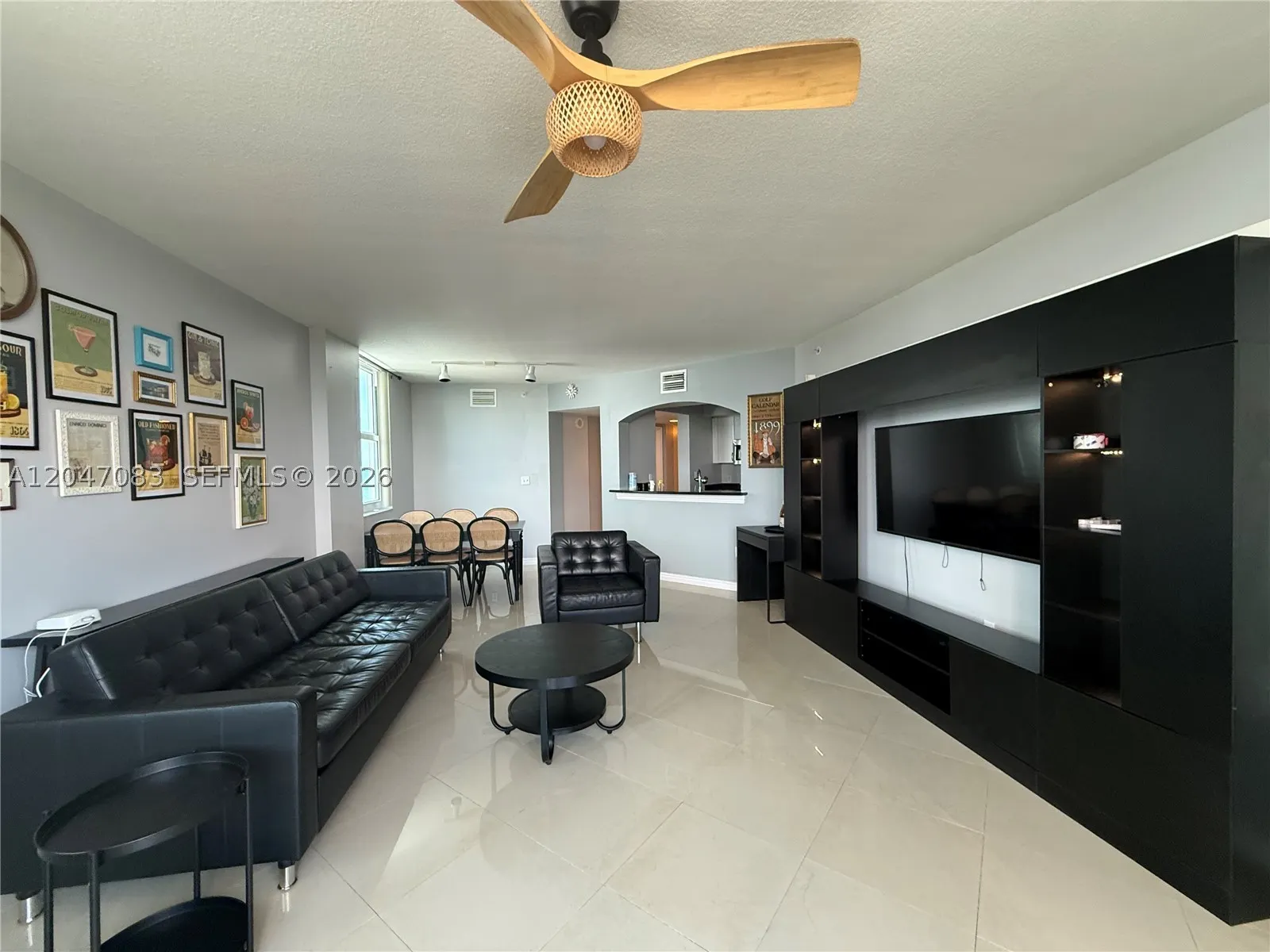 9201 Collins Ave #521