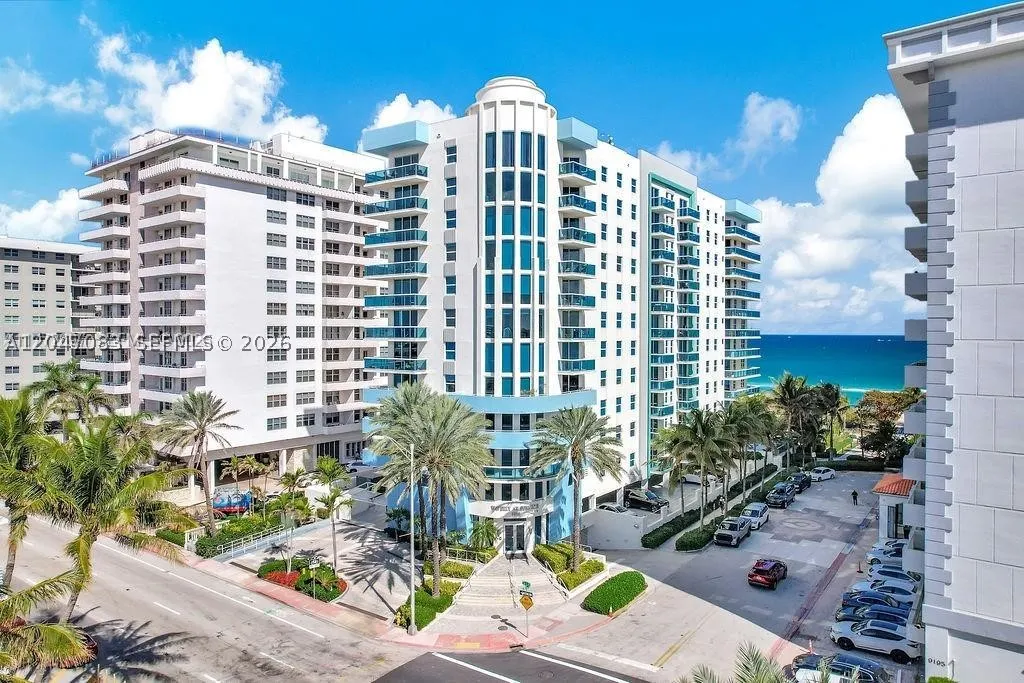9201 Collins Ave #521