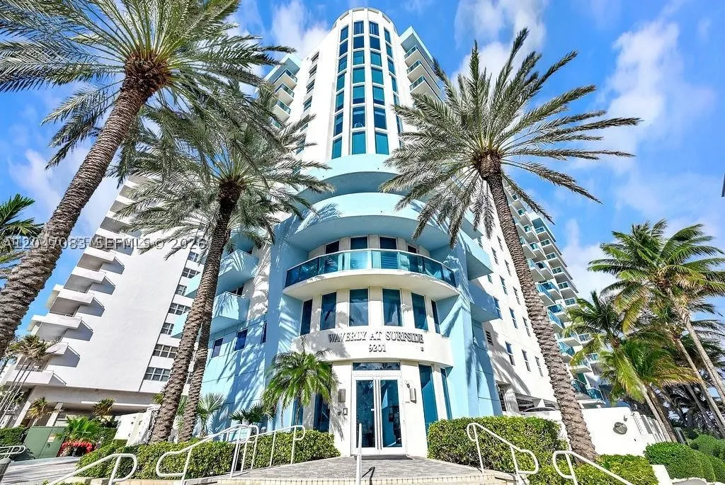 9201 Collins Ave #521