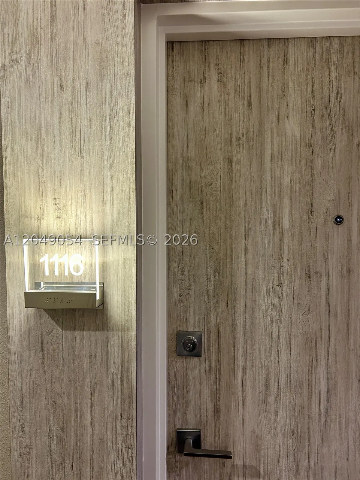 10275 Collins Ave #1116