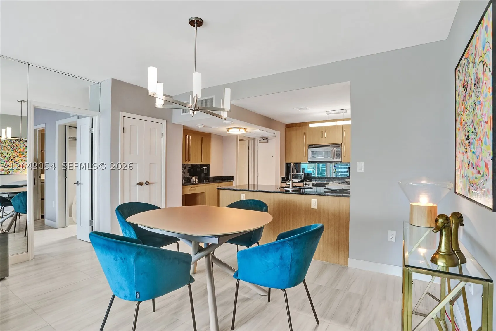 10275 Collins Ave #1116