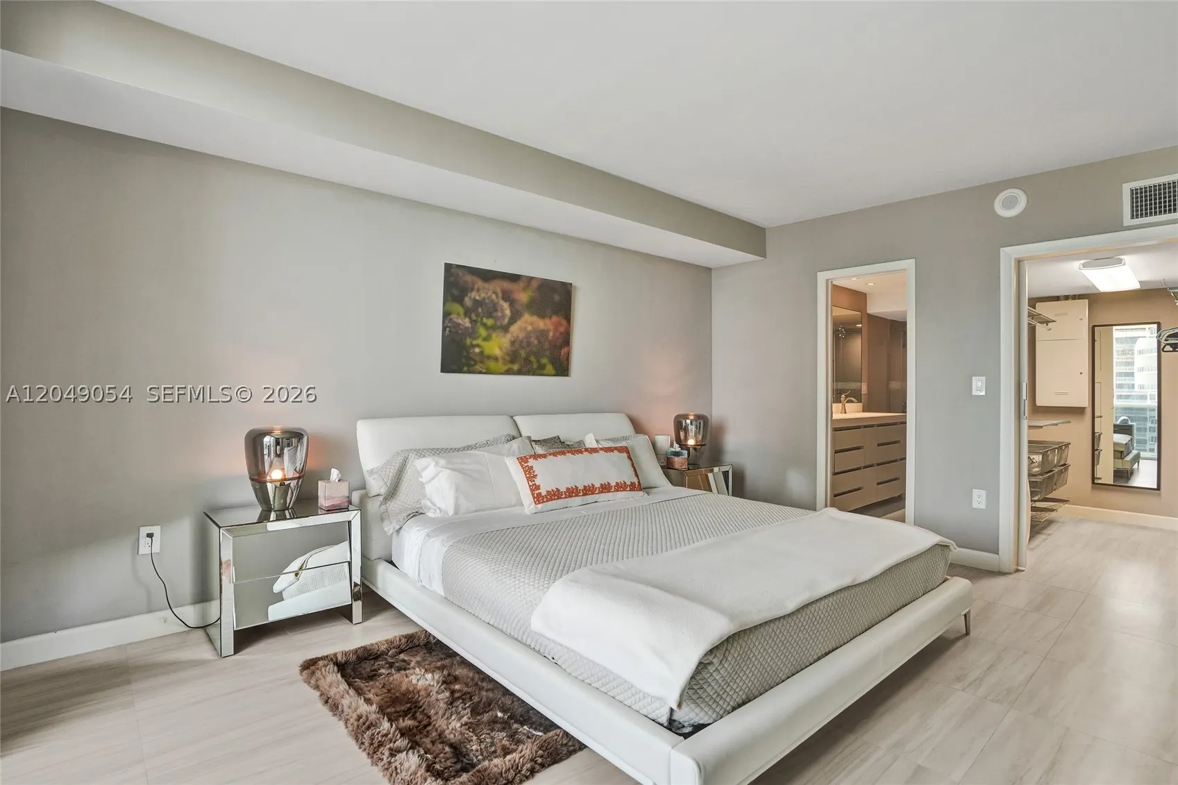 10275 Collins Ave #1116