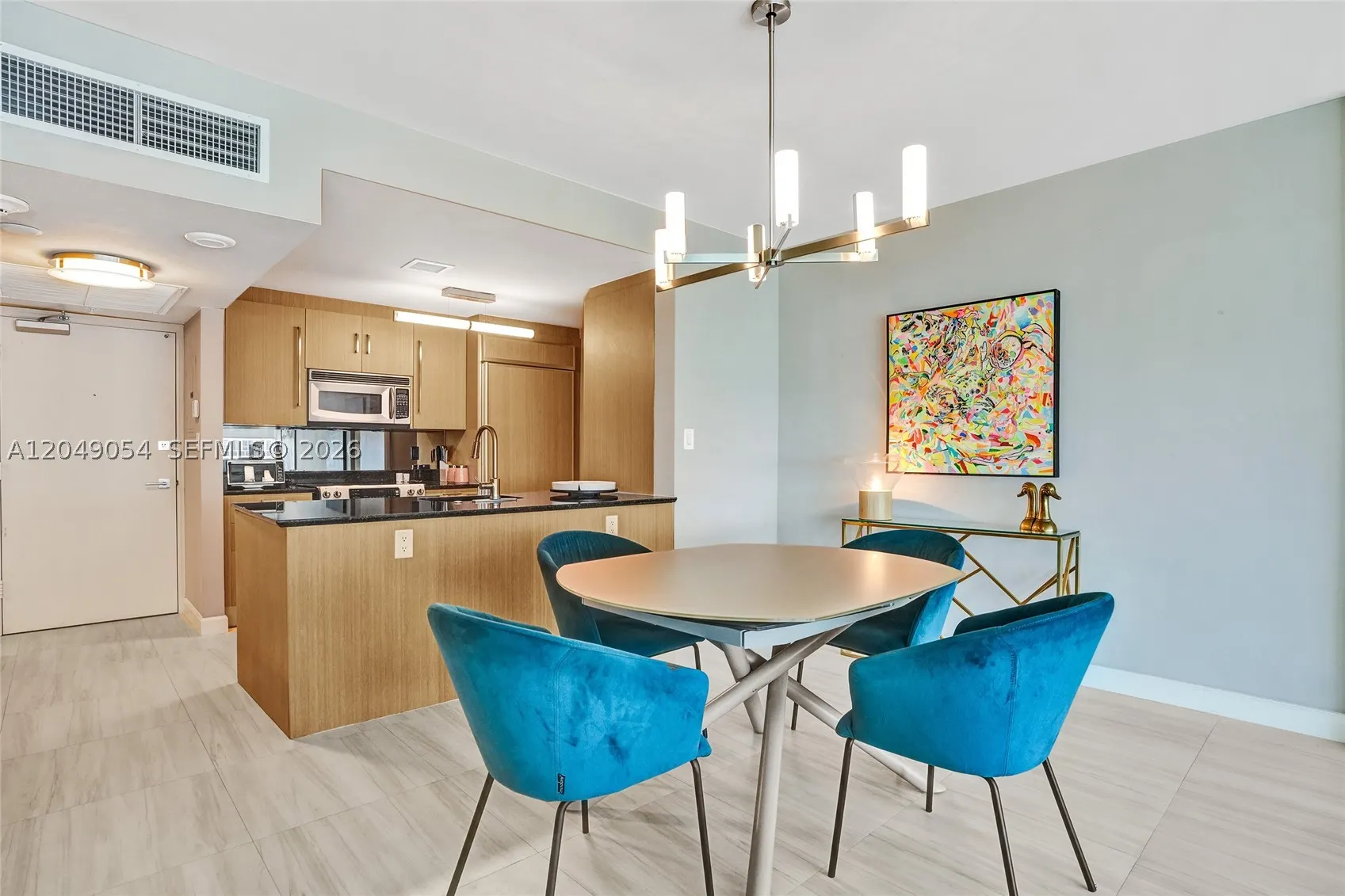 10275 Collins Ave #1116