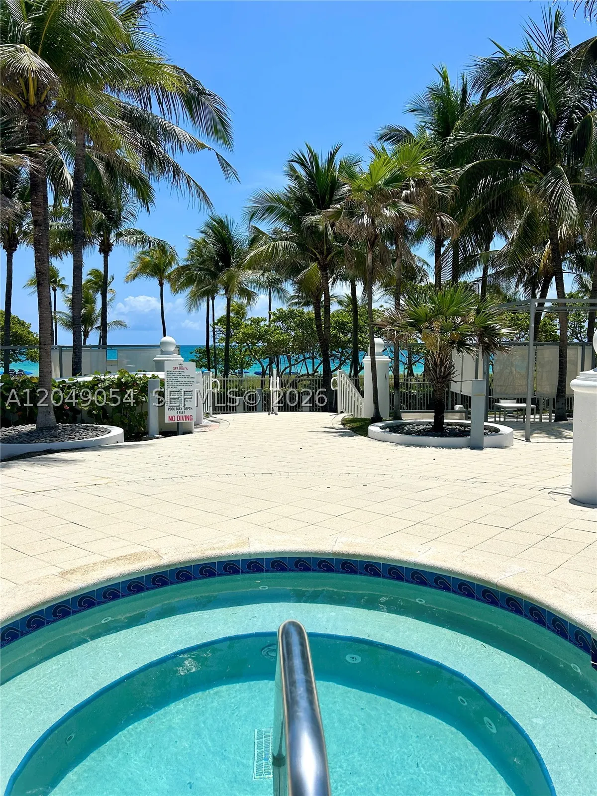 10275 Collins Ave #1116