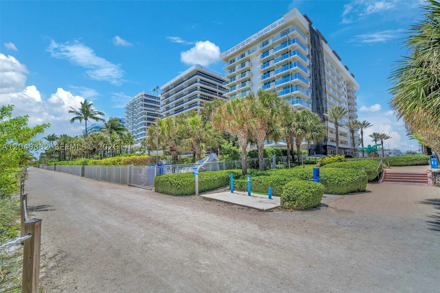 9499 Collins Ave #1009