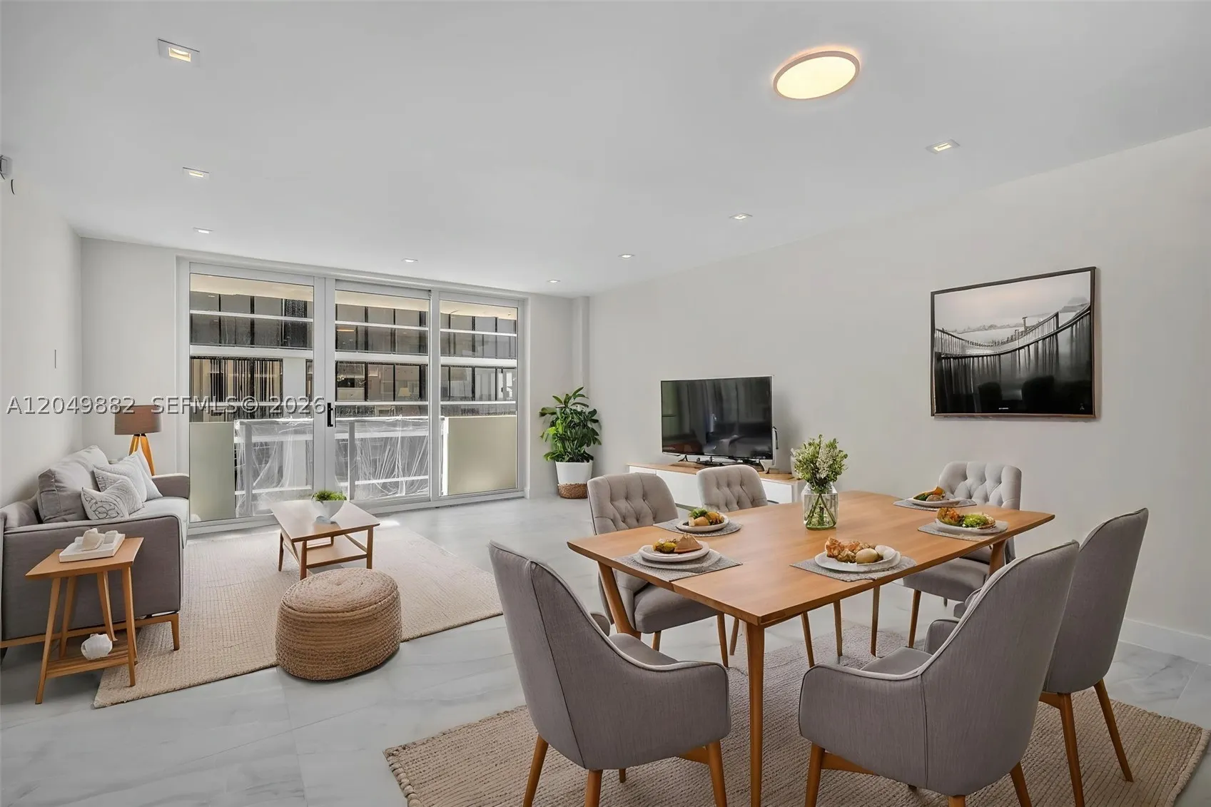 9499 Collins Ave #1009