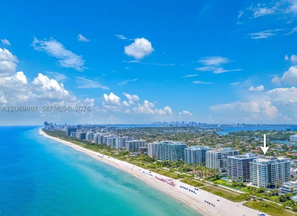 9499 Collins Ave #1009