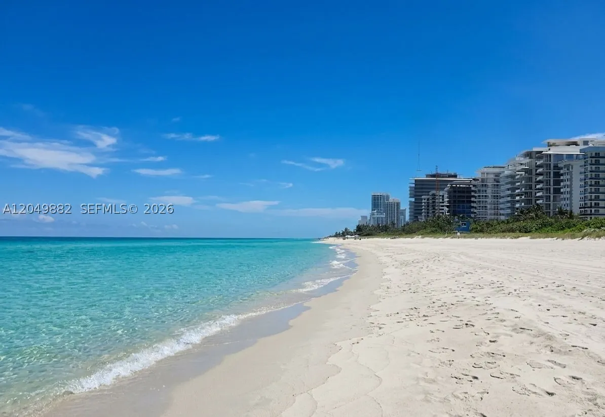 9499 Collins Ave #1009