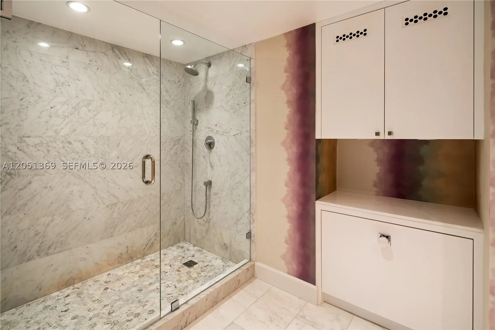 2575 S Bayshore Dr #5B
