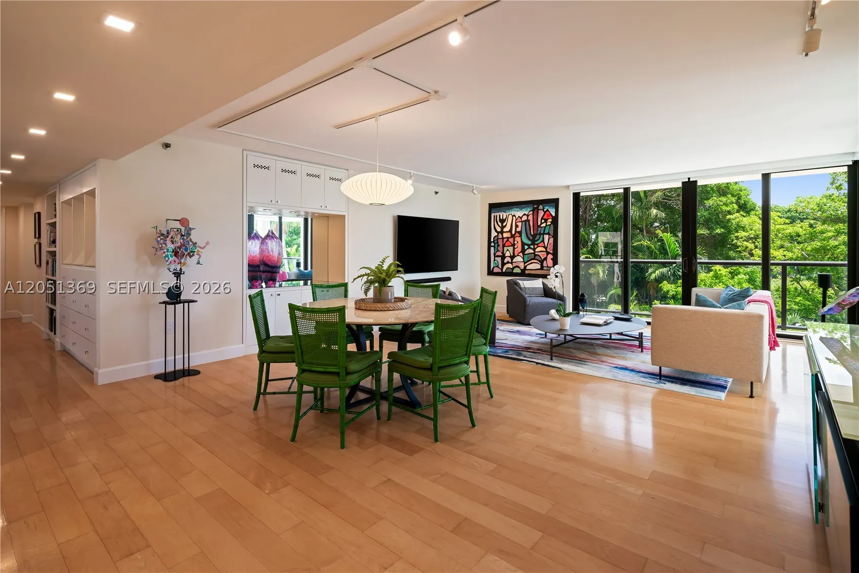 2575 S Bayshore Dr #5B