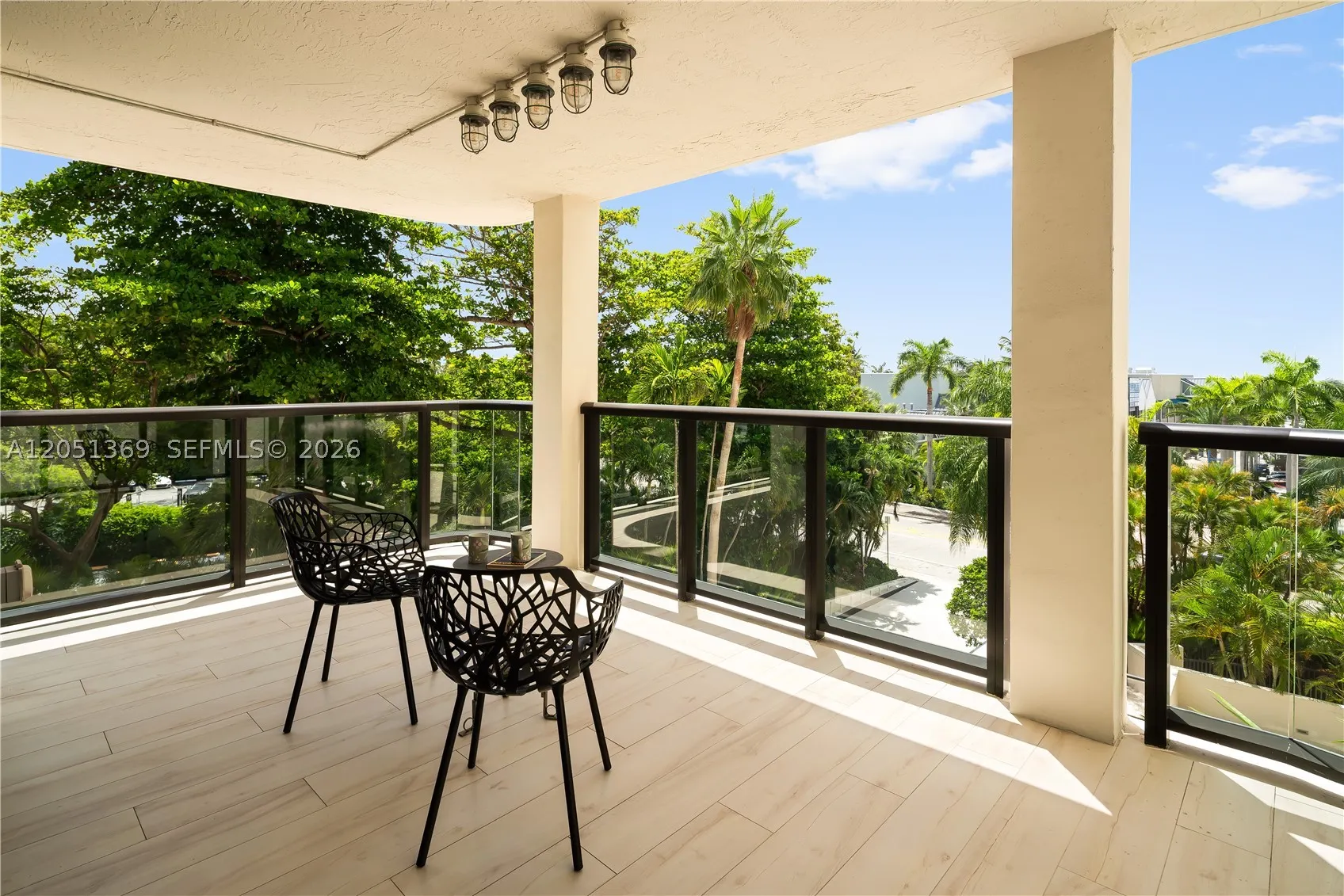 2575 S Bayshore Dr #5B