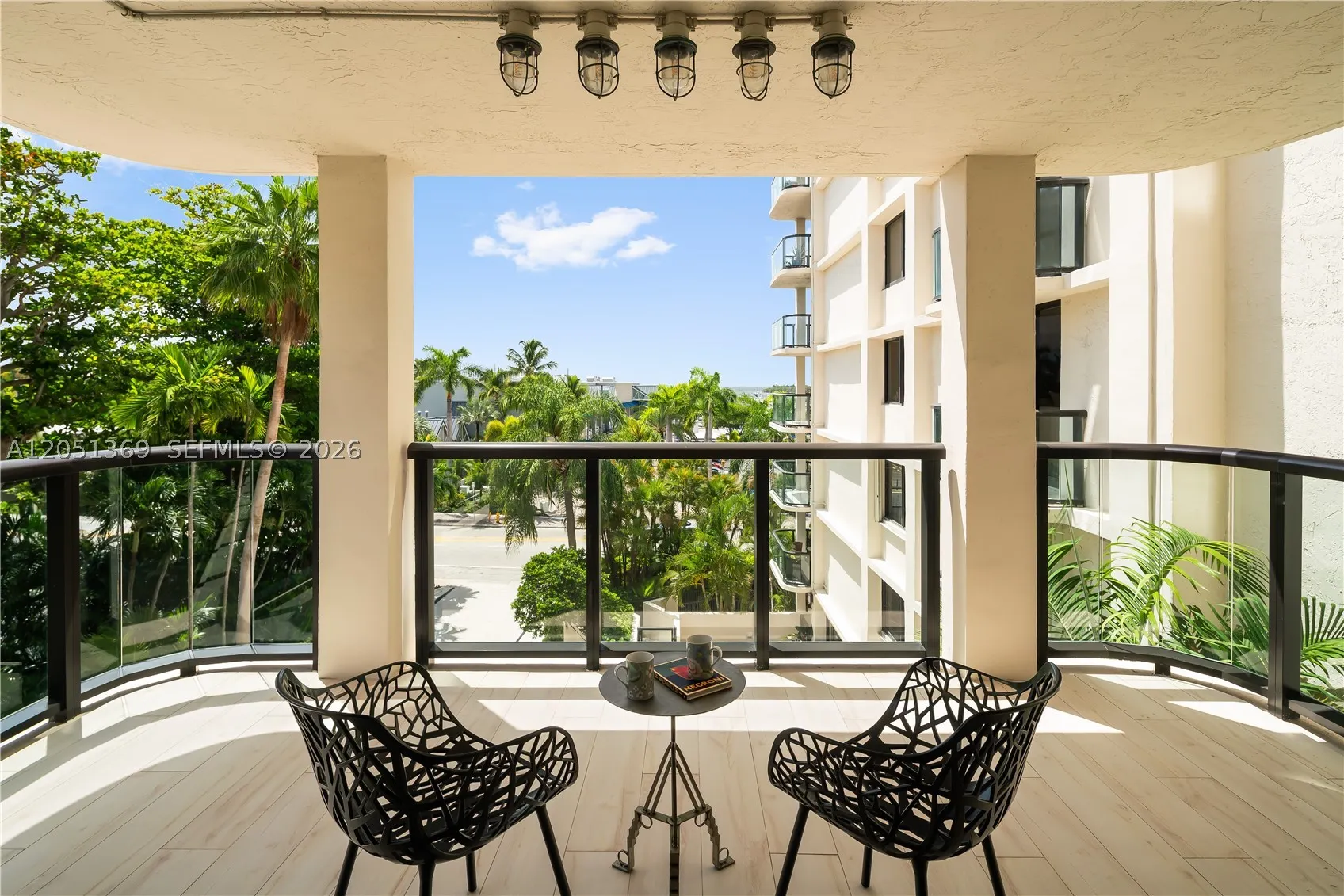 2575 S Bayshore Dr #5B