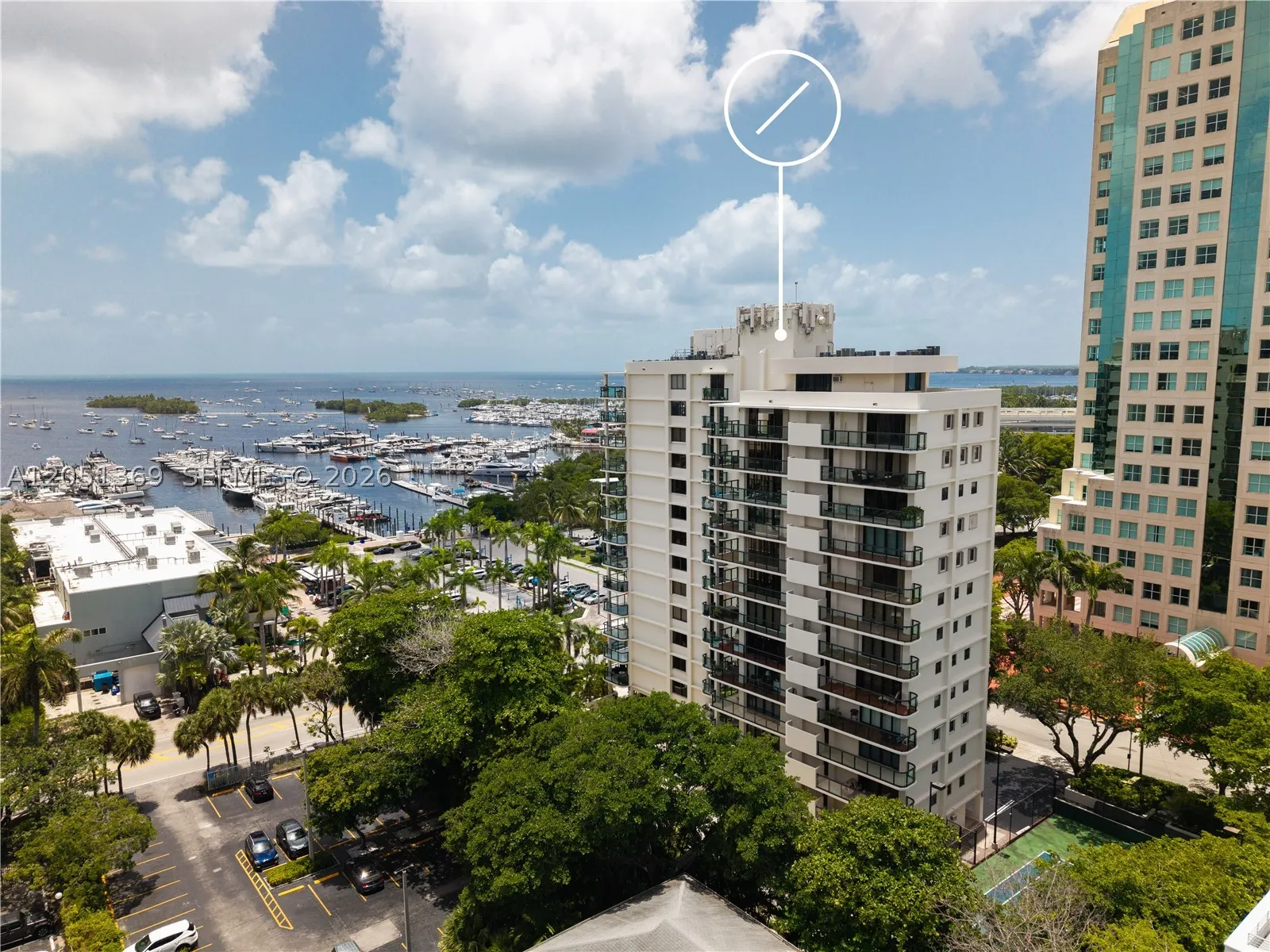 2575 S Bayshore Dr #5B