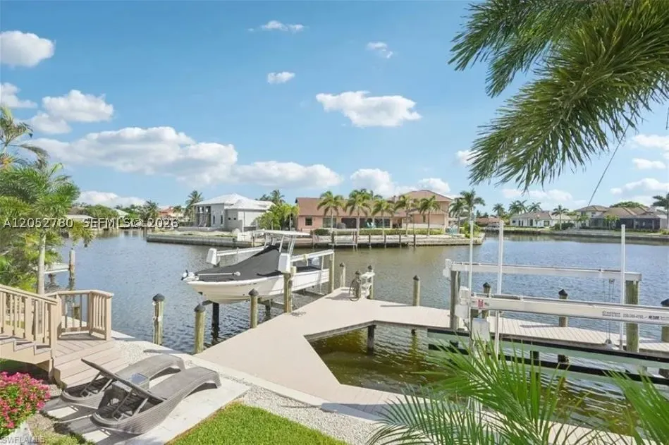 444 N Barfield Dr