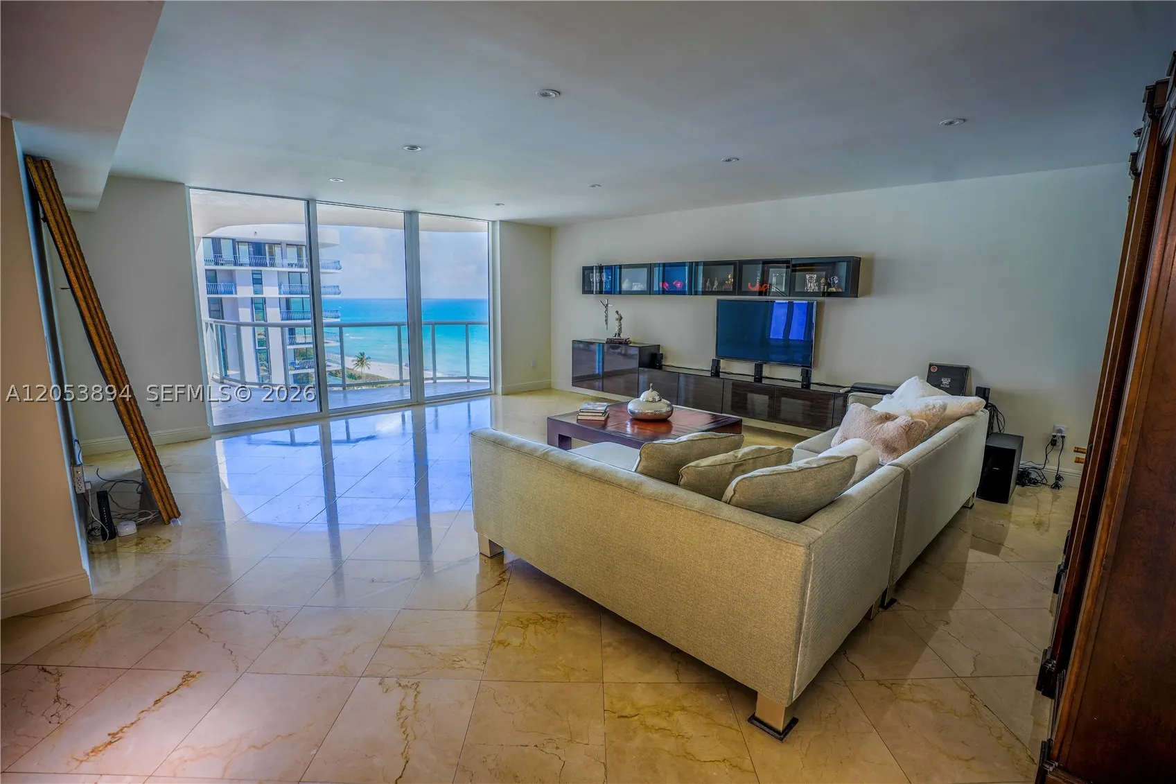 8855 Collins Ave #11B