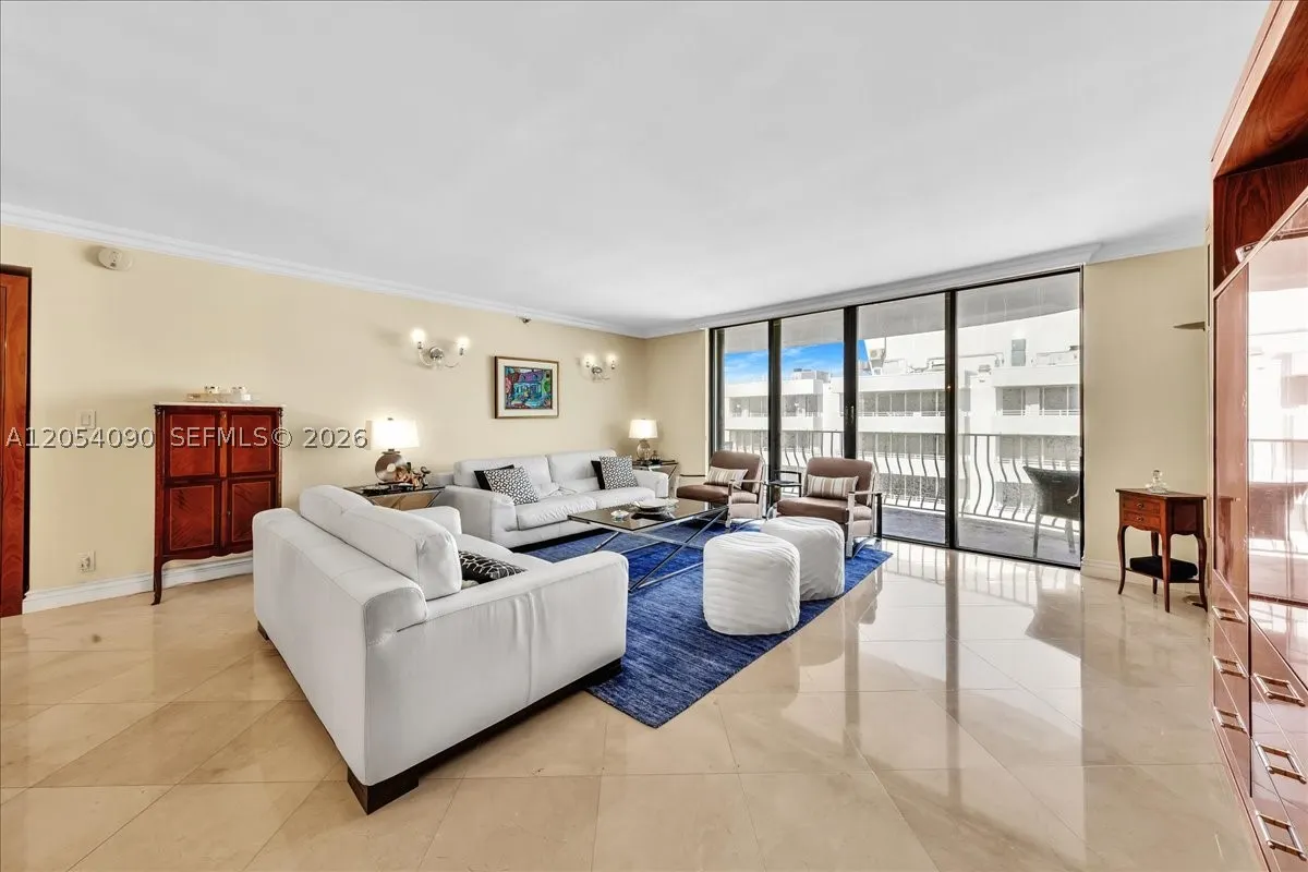 8877 Collins Ave #PH-2