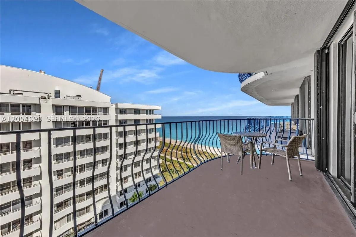 8877 Collins Ave #PH-2