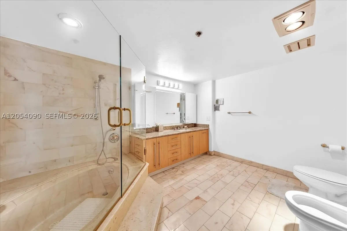 8877 Collins Ave #PH-2