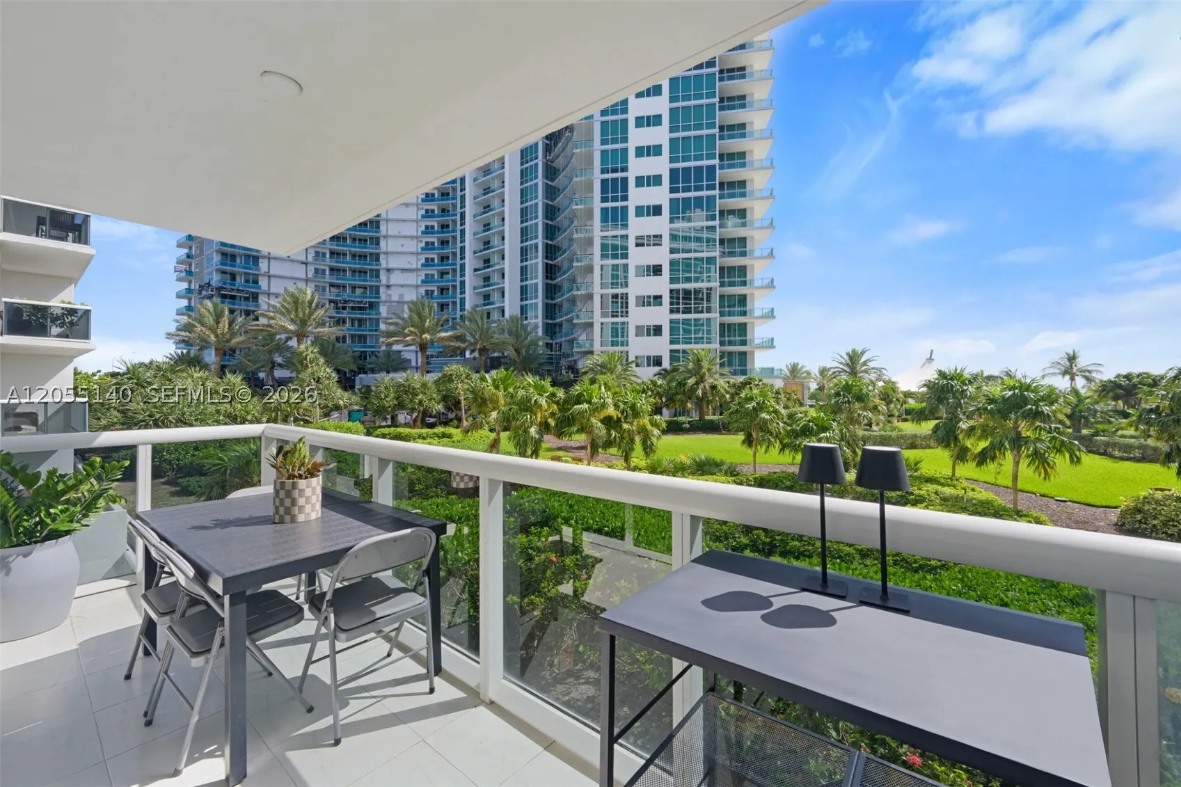 10275 Collins Ave #334