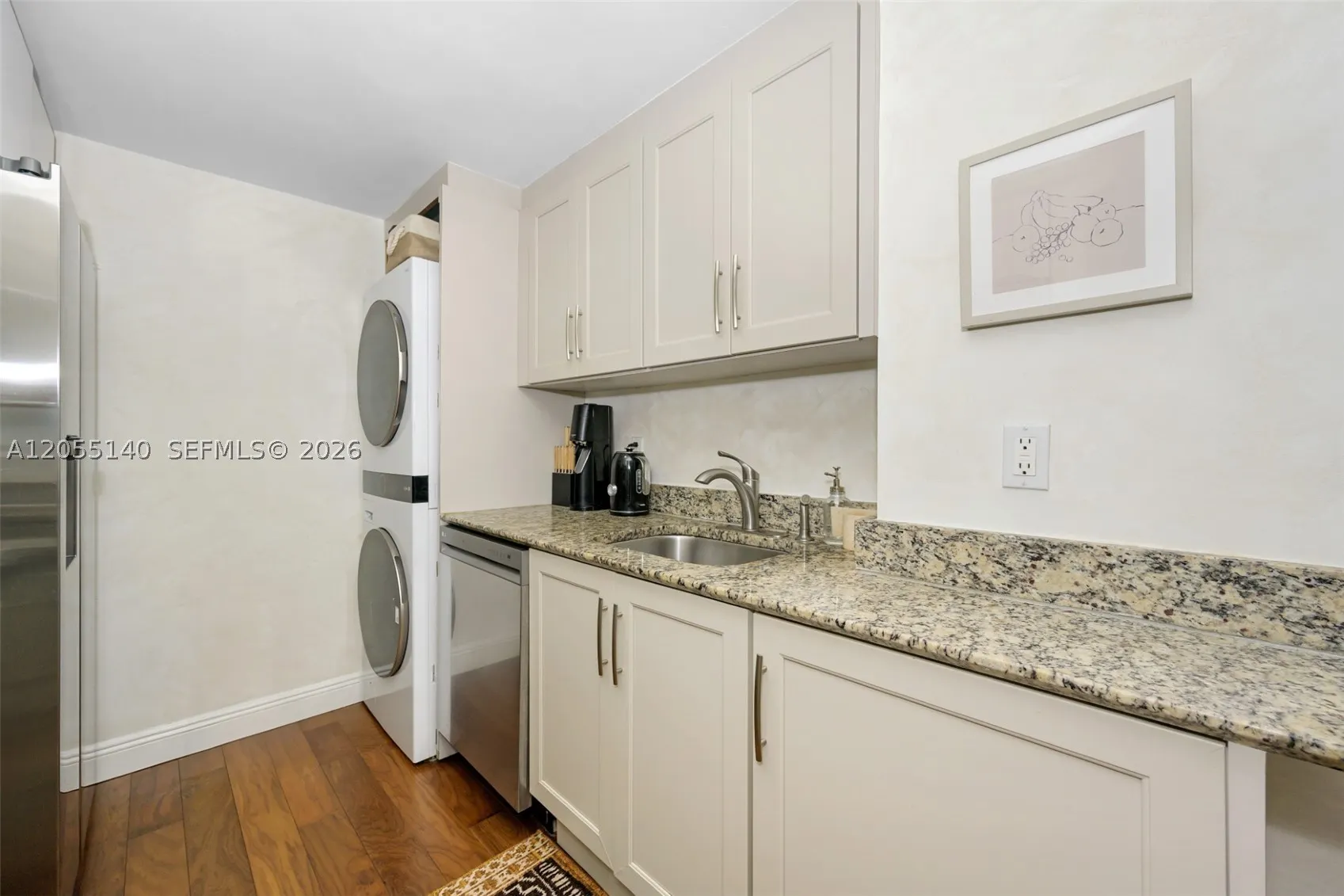 10275 Collins Ave #334