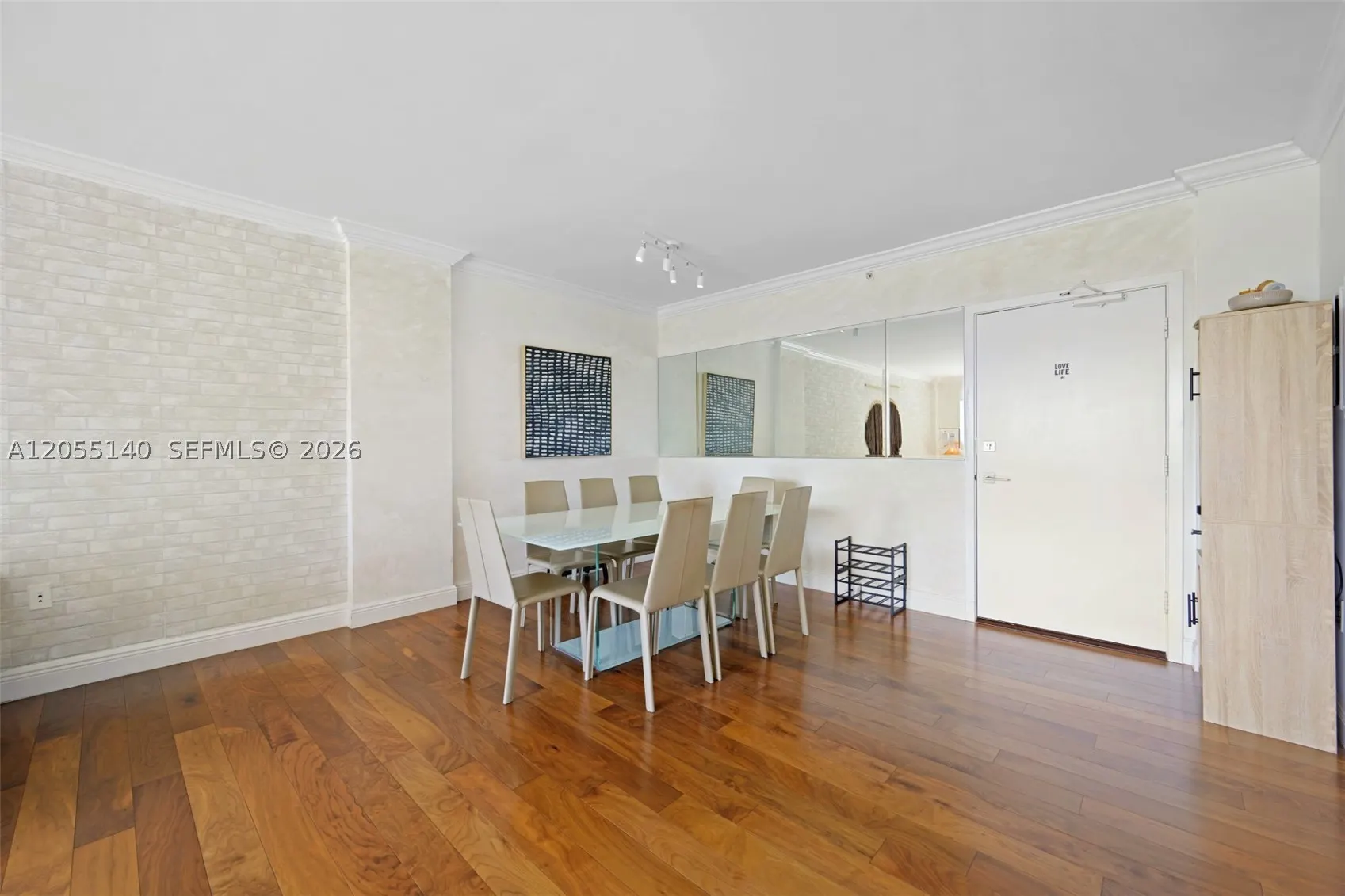 10275 Collins Ave #334