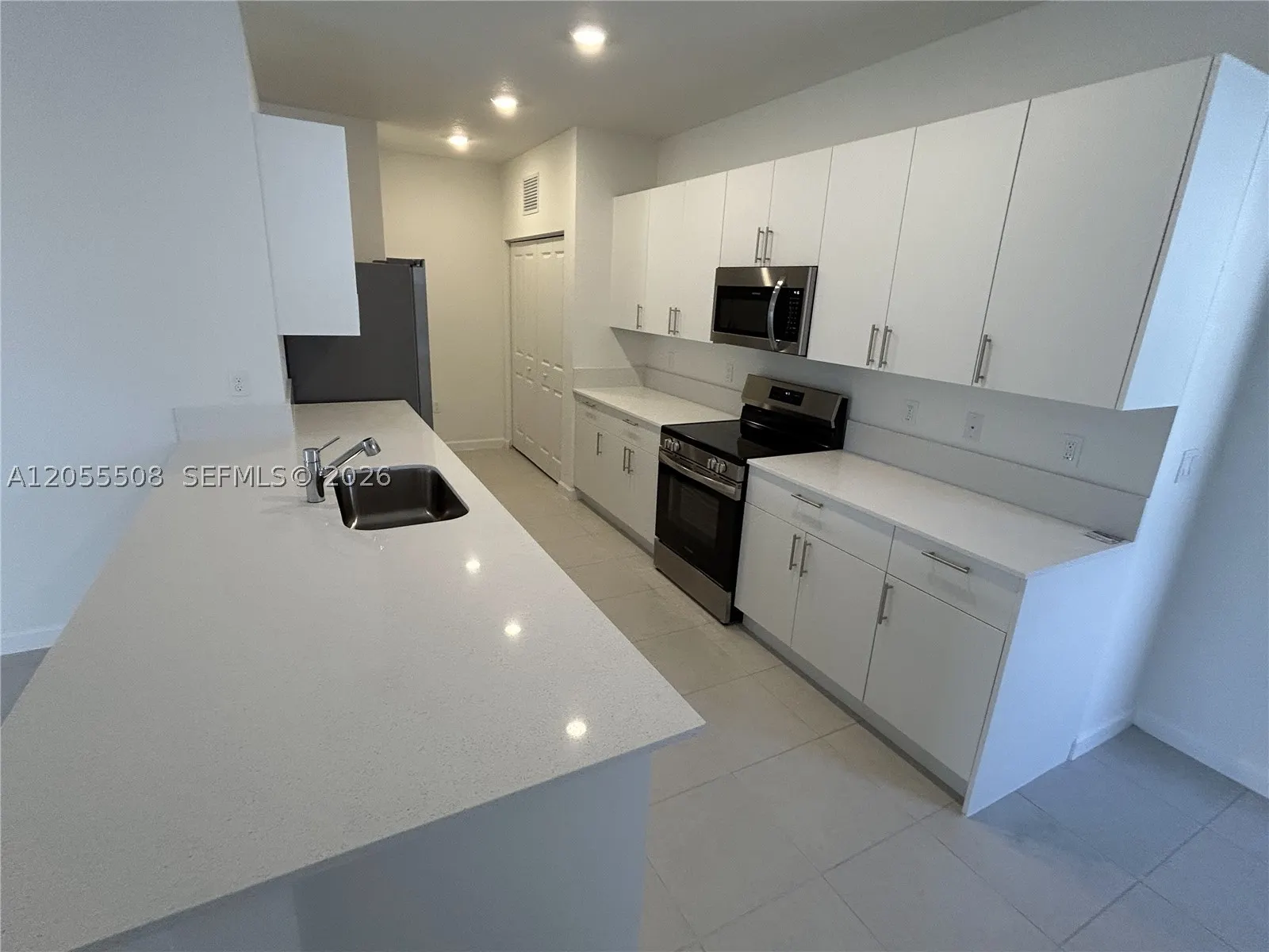 3000 Park Pl