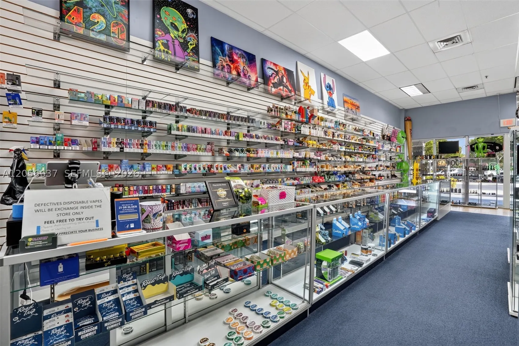 Smoke Shop for Sale in Tamiami