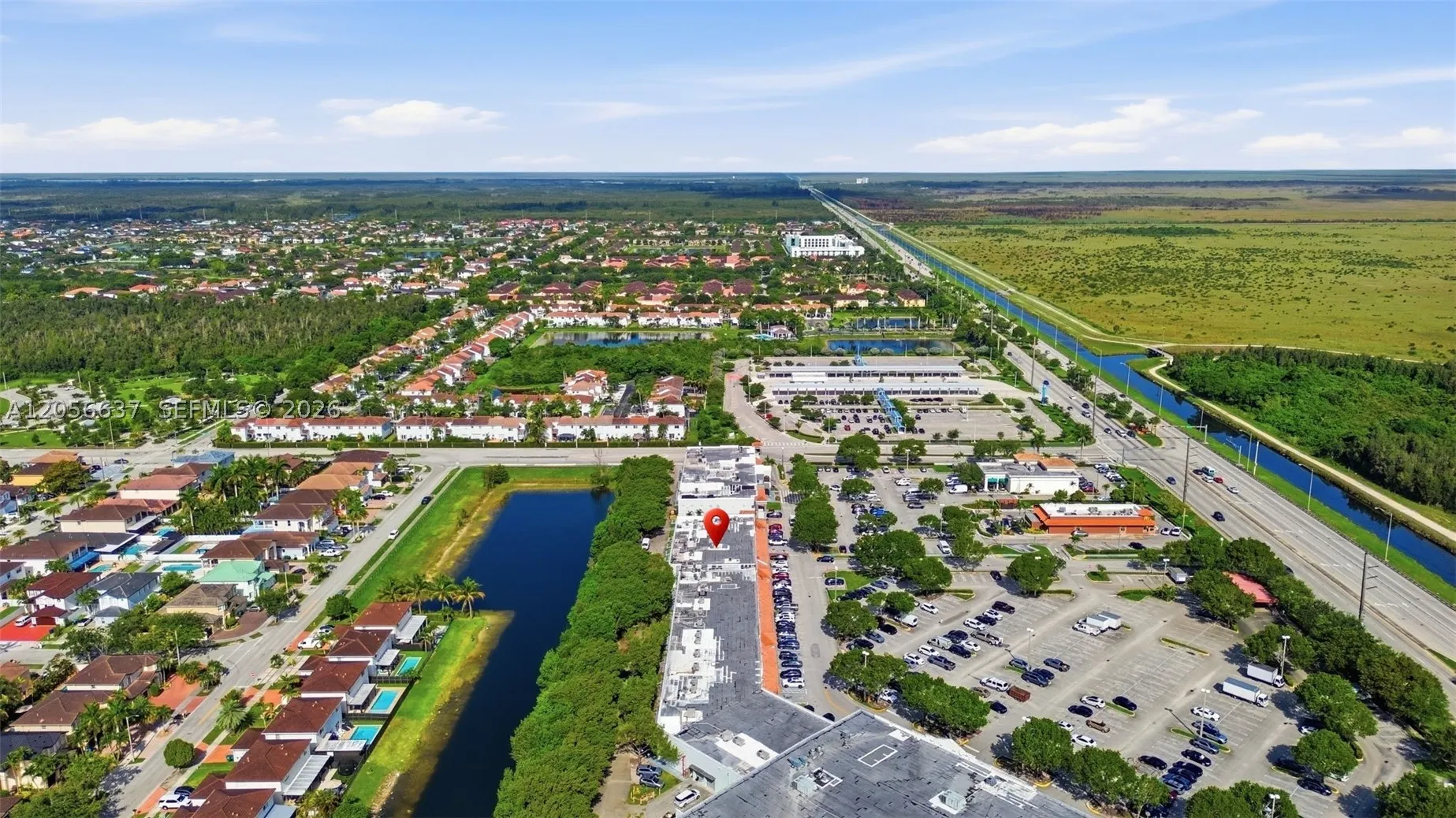 Smoke Shop for Sale in Tamiami