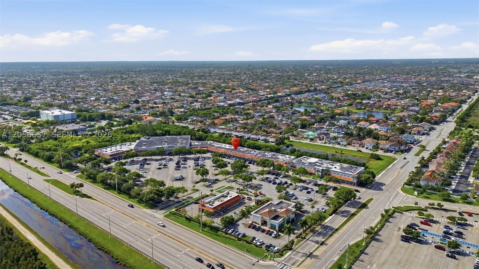 Smoke Shop for Sale in Tamiami