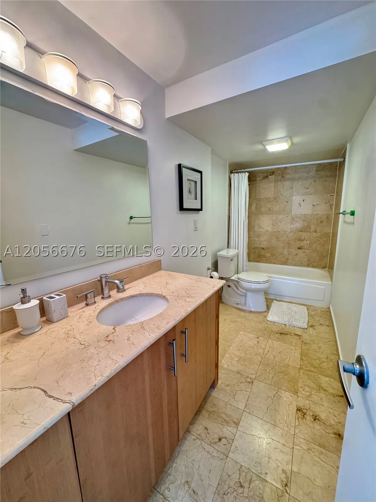 10275 Collins Ave #316