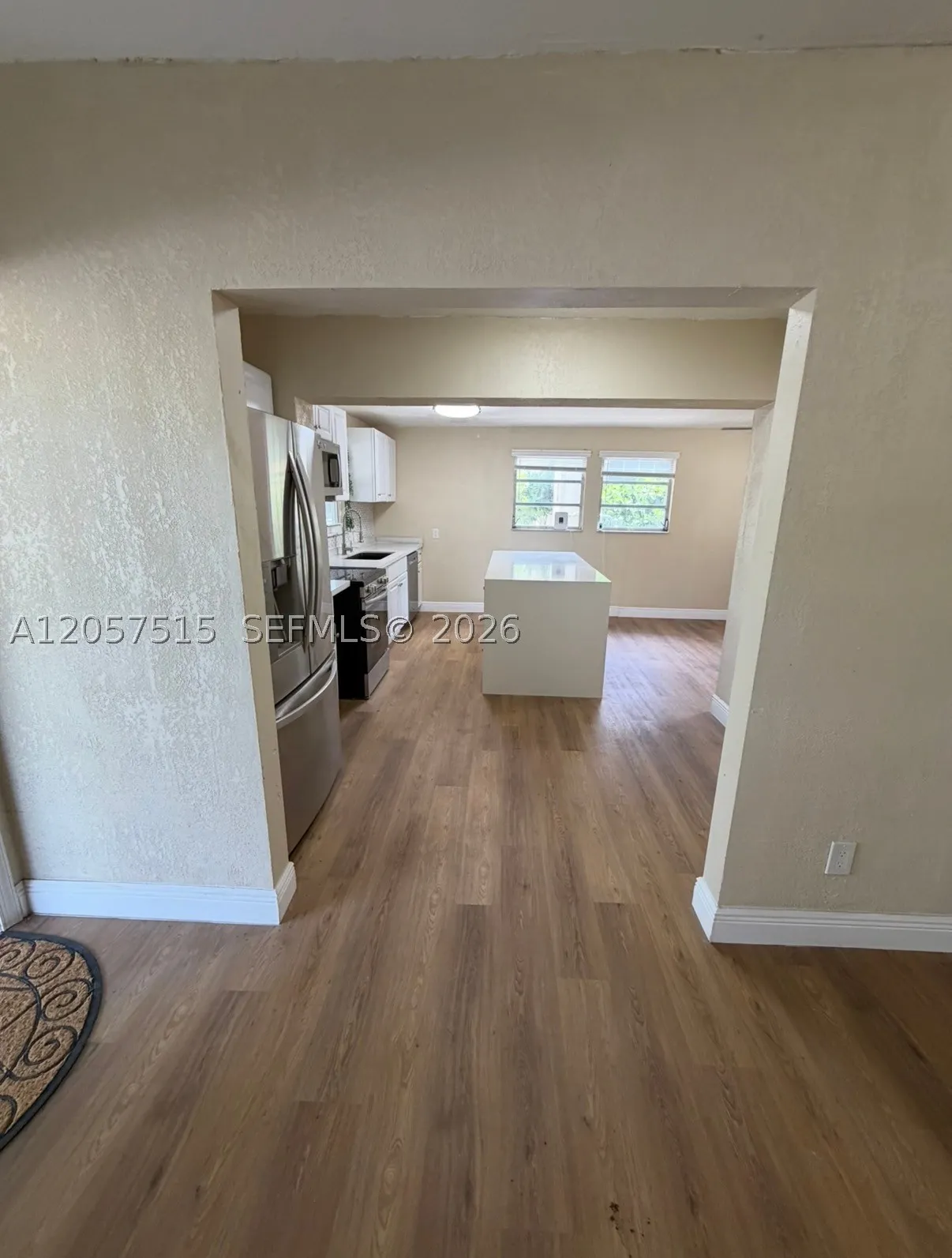 734 SW 8th St
