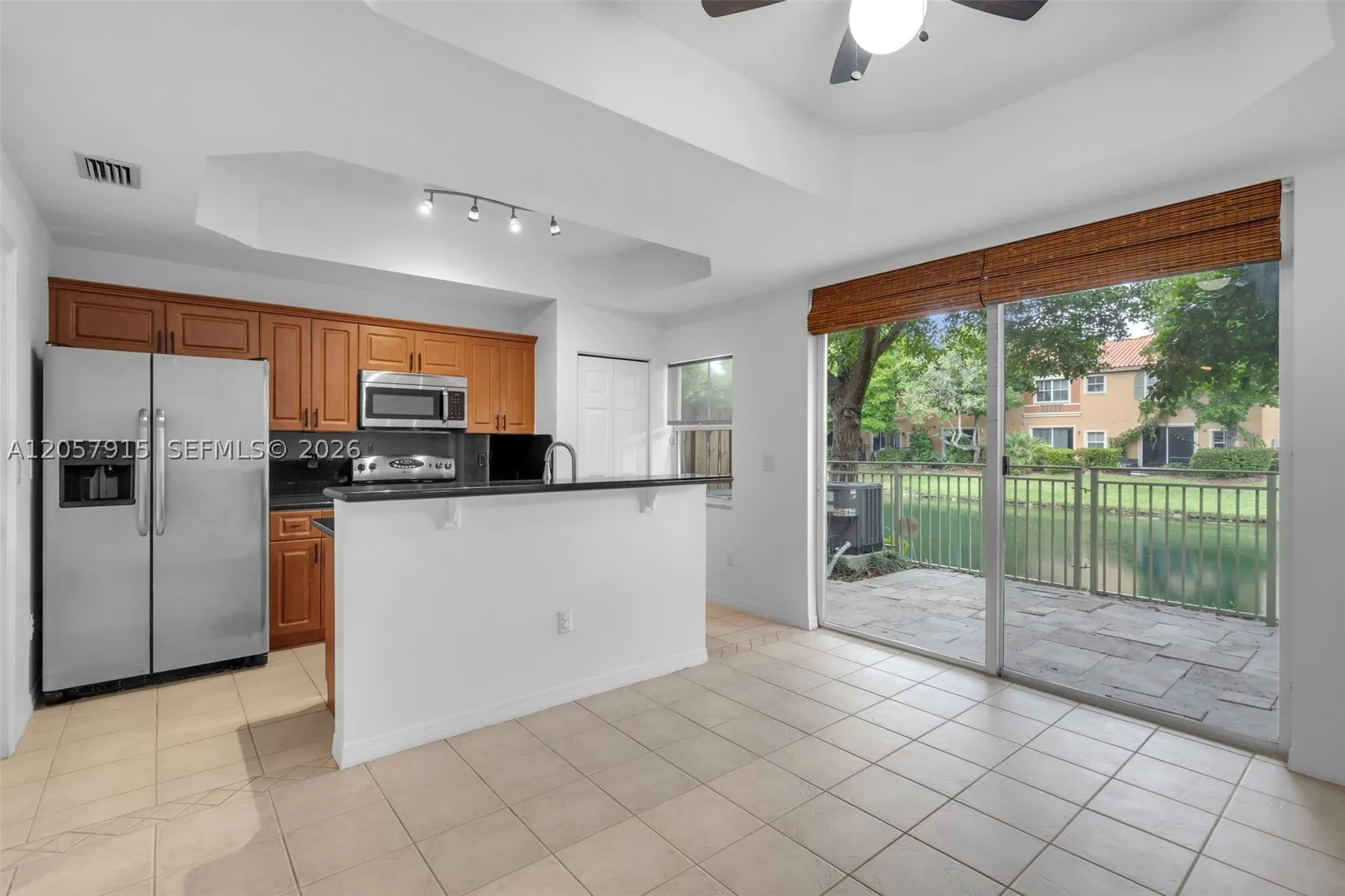 4956 Leeward Ln #3804