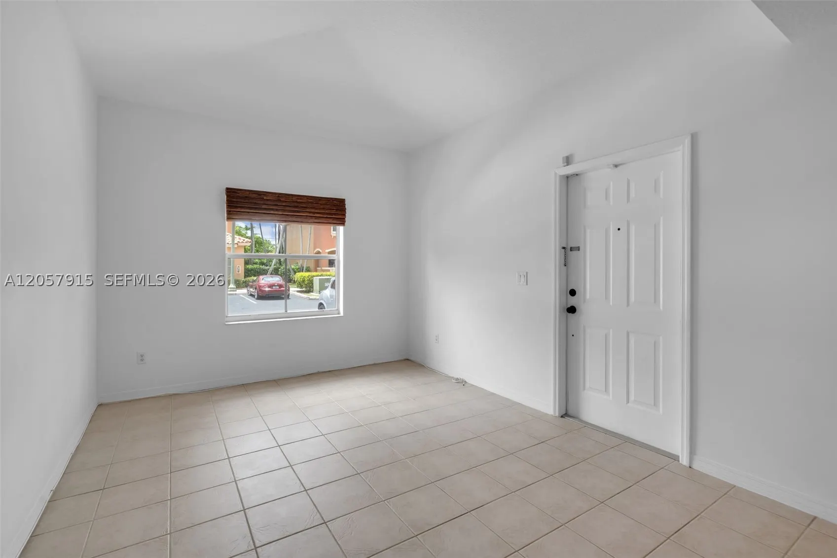 4956 Leeward Ln #3804