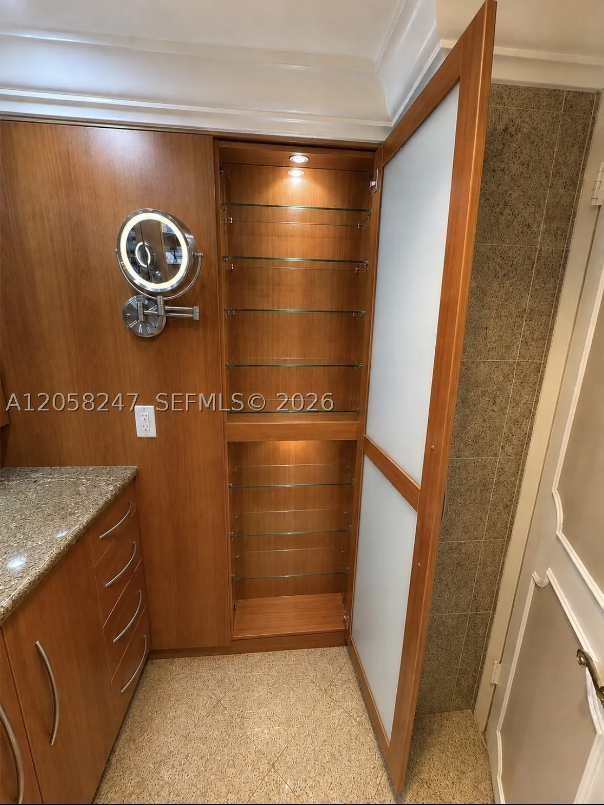 9511 Collins Ave #1507