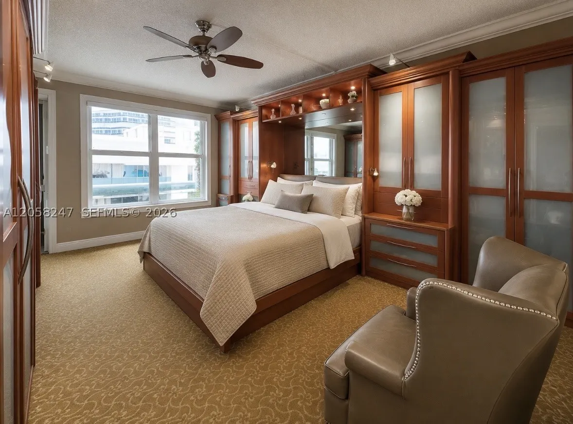 9511 Collins Ave #1507