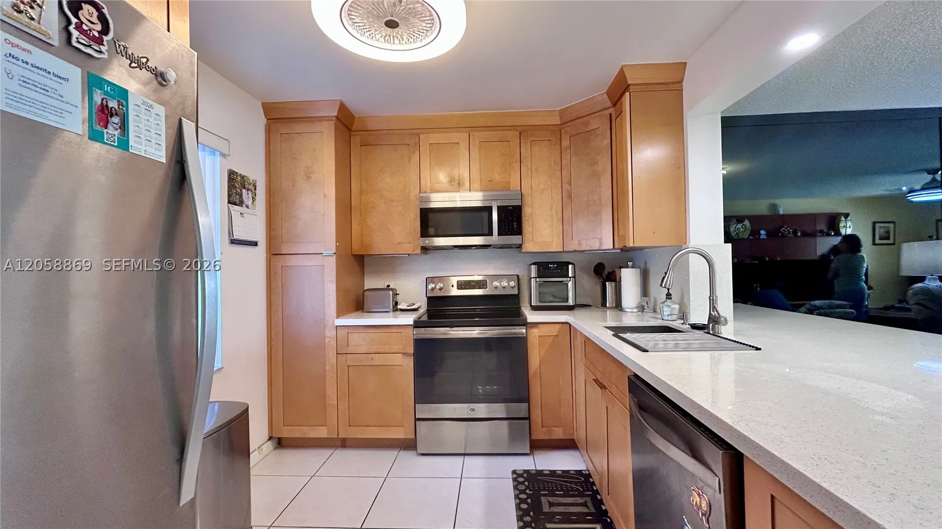 190 SE 5th Ave #104