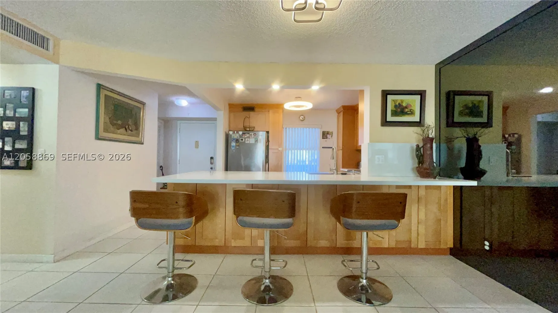190 SE 5th Ave #104