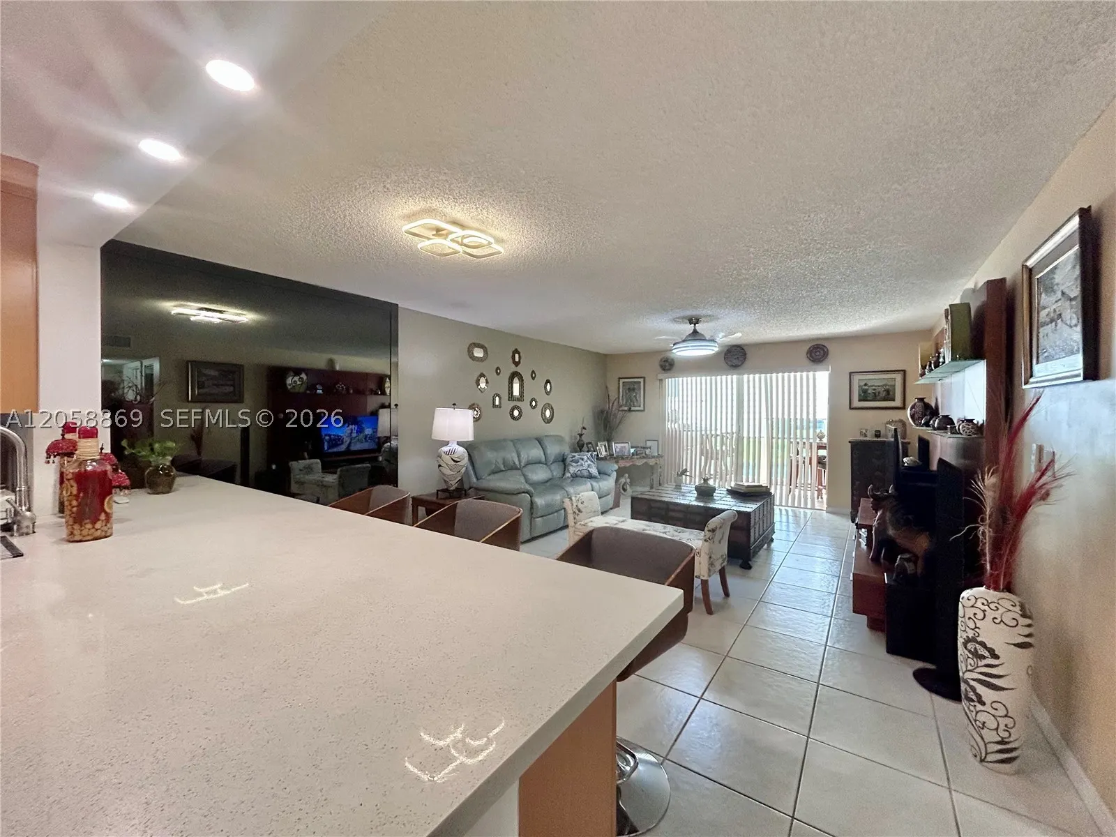 190 SE 5th Ave #104