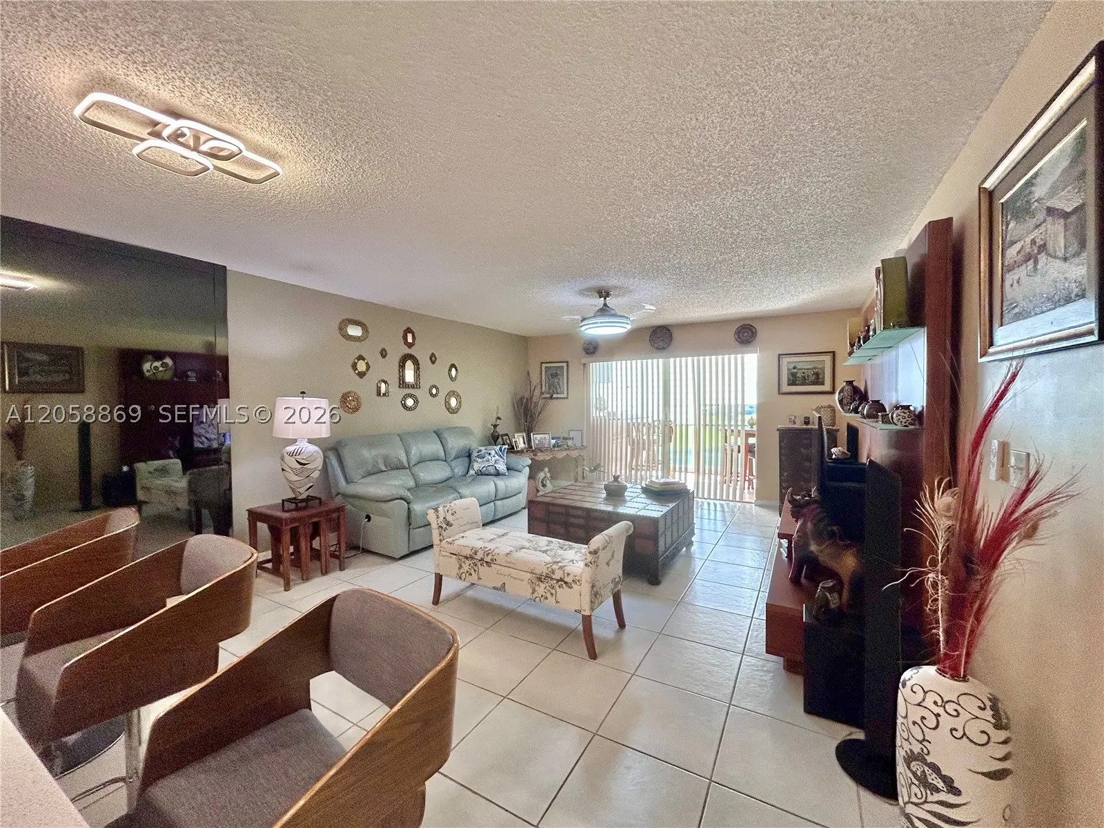 190 SE 5th Ave #104