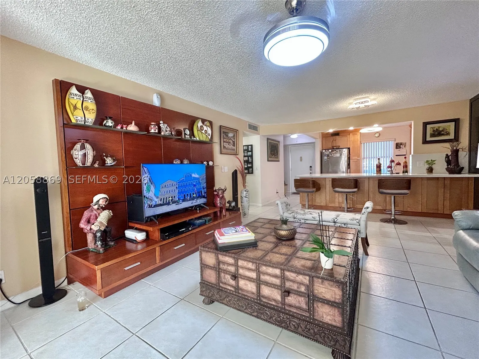 190 SE 5th Ave #104