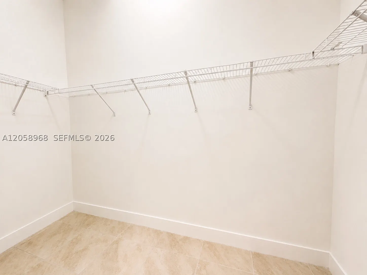 5032 GAMBERO WAY