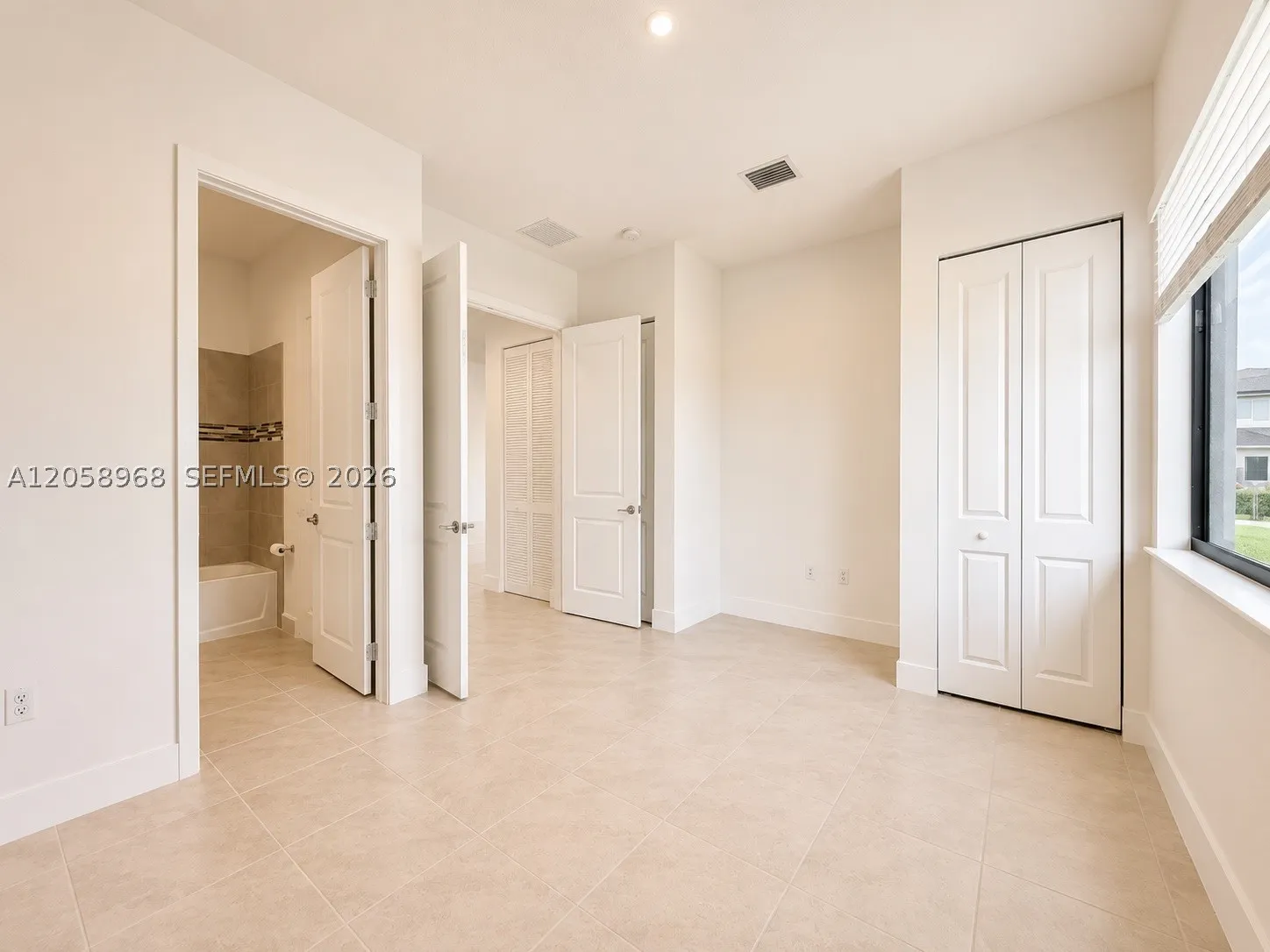 5032 GAMBERO WAY