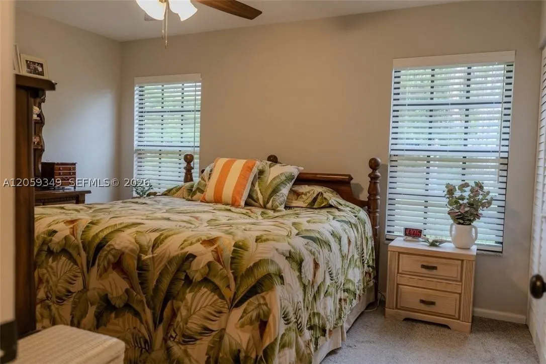 4016 E Sunflower Circle